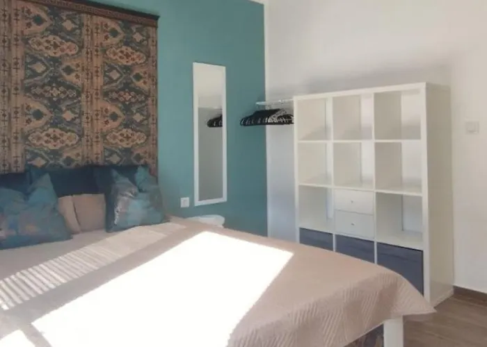 Sunwave Saint Apartment *